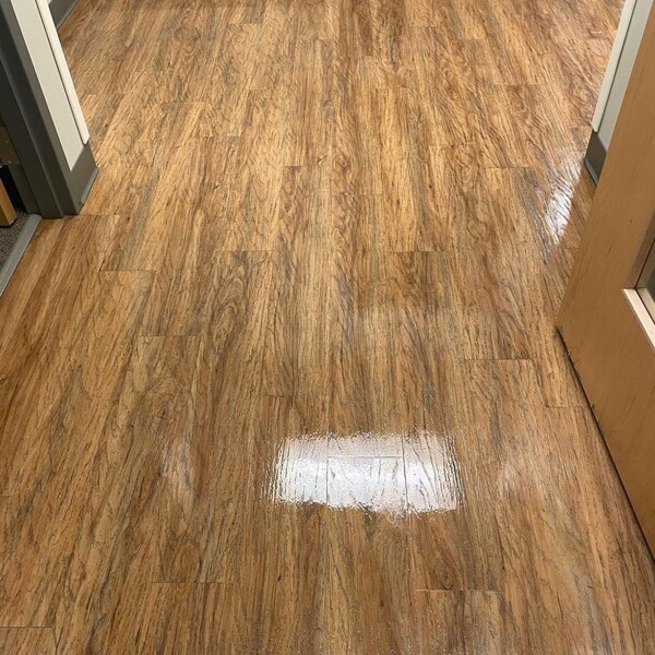 Before & After Commercial Floor Cleaning in New Bedford, MN (7)